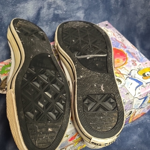 Converse Brown and White Sneakers - Picture 6 of 7